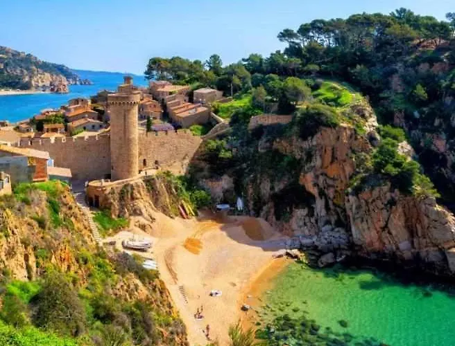 Josep Folch - Centro, Parking Y A/C Tossa Tossa de Mar